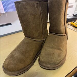 BearPaw Brown Winter Boots Plush Lining Suede